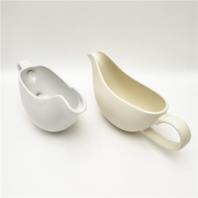 gravy boat.jpg